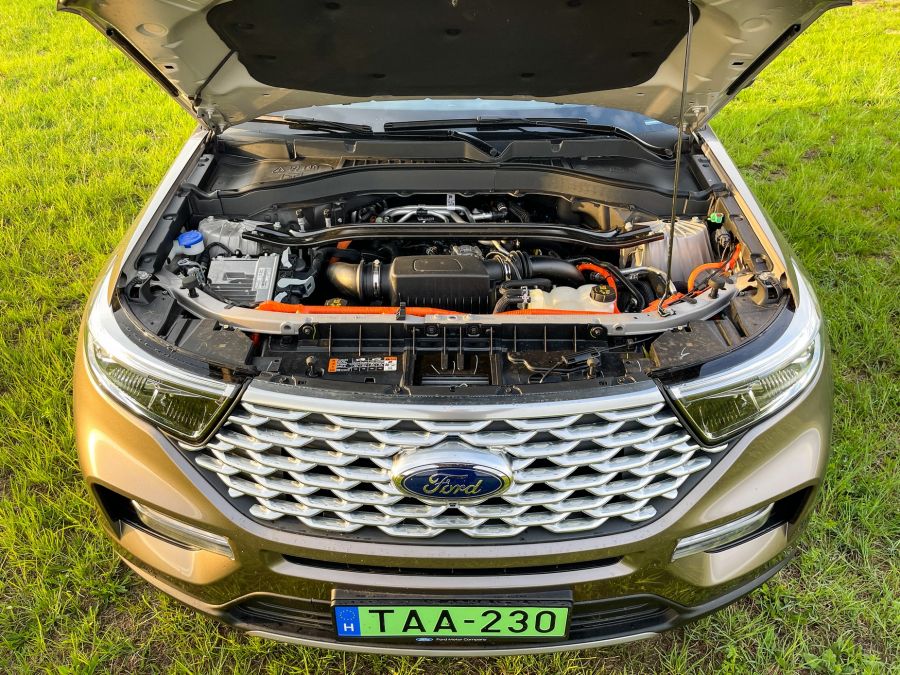 Amerikából jöttem… – Ford Explorer Platinum 3.0l EcoBoost PHEV AWD - STYLENEWS - Mobility - 2021 Ford Explorer teszt, explorer, Explorer PHEV teszt, Explorer PLatinum PHEV AWD teszt, Explorer Platinum teszt, Ford explorer teszt, 