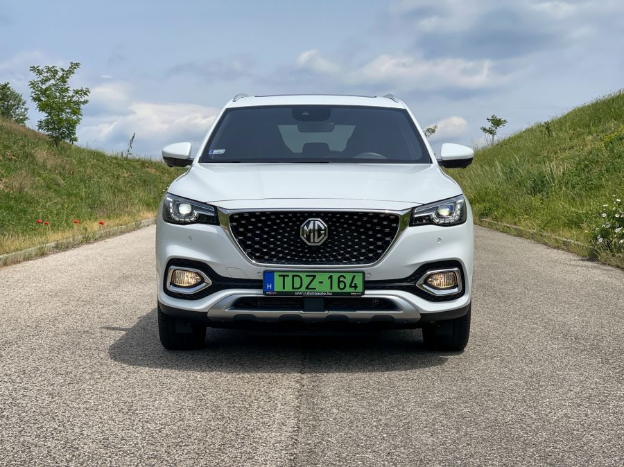 Hello Európa - MG EHS Luxury Plug-in Hybrid - STYLENEWS - Mobility - MG EHS, MG EHS Luxury teszt, MG EHS plug-in teszt, mg motor, 