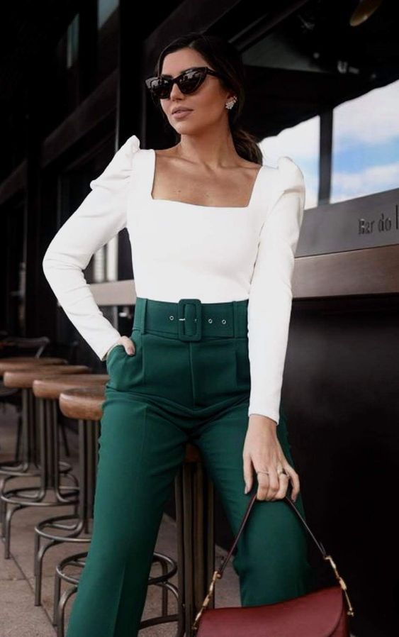 Stílusiskola: így viseld a sötétzöld színt nyáron - DIVAT&STÍLUS - Stílusiskola - divat, nyár, outfit, sötétzöld, stílus, zöld, 