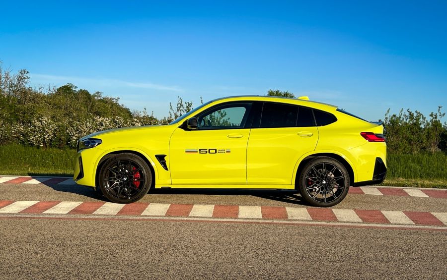 Pávatoll – BMW X4 M Competition - STYLENEWS - Mobility - BMW X4 M, BMW x4 M competition teszt, x4 bmw, x4 m teszt, 