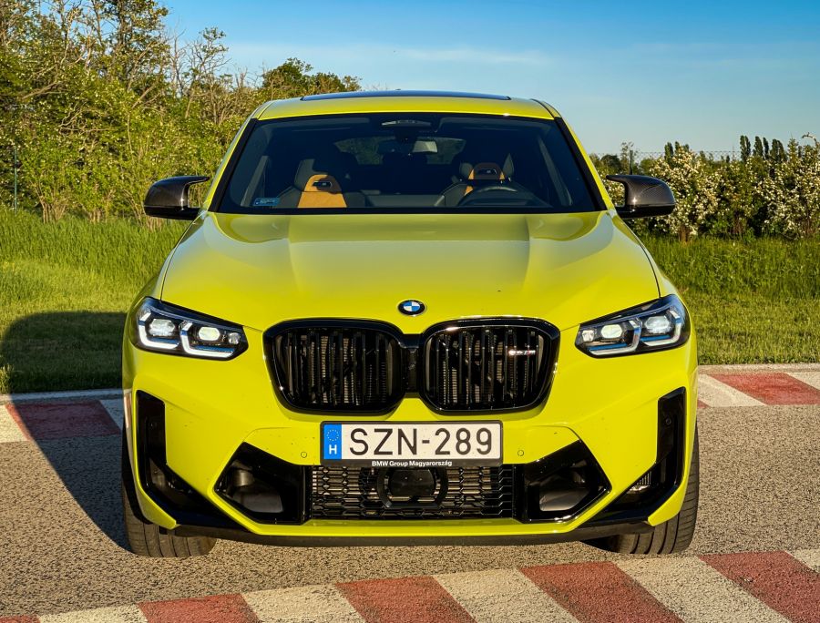 Pávatoll – BMW X4 M Competition - STYLENEWS - Mobility - BMW X4 M, BMW x4 M competition teszt, x4 bmw, x4 m teszt, 