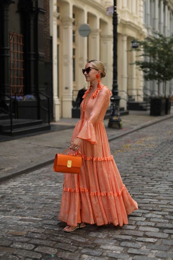 Stílusiskola: így viselj maxi ruhákat idén nyáron - DIVAT&STÍLUS - Stílusiskola - divat, maxi ruha, nyár, outfit, stílus, 