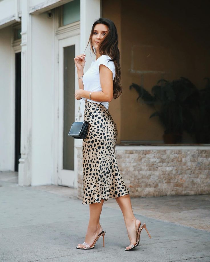 Stílusiskola: így viselj állatmintás szoknyákat - DIVAT&STÍLUS - Stílusiskola - divat, stílusiskola, szoknyák, 