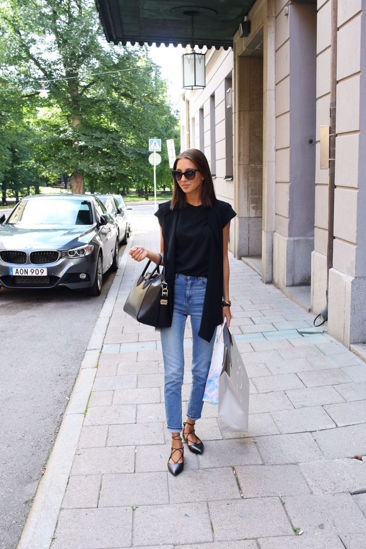 Stílusiskola: így viselj nyáron mellényeket - DIVAT&STÍLUS - Stílusiskola - 