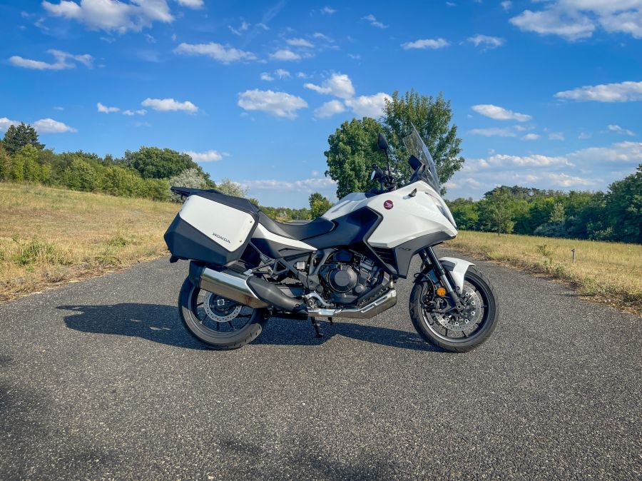 Túrázgatás – Honda NT1100 - STYLENEWS - Mobility - 2022 Honda NT1100 teszt, Honda NT1100, NT 1100, 