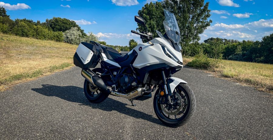Túrázgatás – Honda NT1100 - STYLENEWS - Mobility - 2022 Honda NT1100 teszt, Honda NT1100, NT 1100, 