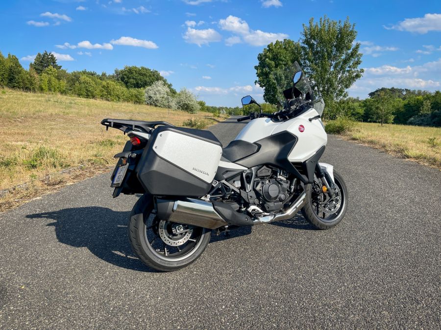 Túrázgatás – Honda NT1100 - STYLENEWS - Mobility - 2022 Honda NT1100 teszt, Honda NT1100, NT 1100, 