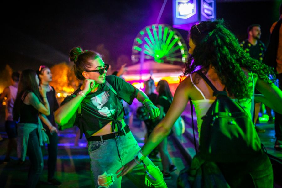 Hatalmas durranások: Sean Paullal, a Clean Bandittel és a Balaton legnagyobb tűzijátékával tér vissza Zamárdiba a STRAND Fesztivál - STYLENEWS - Rendezvények - fellépők, fesztivál, nyár, programajánló, strand, strand fesztivál, 