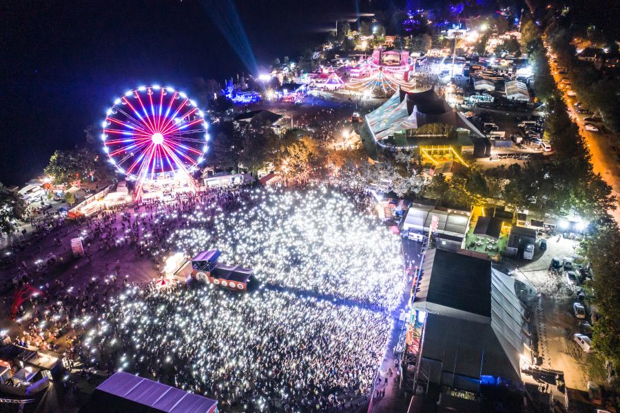 Hatalmas durranások: Sean Paullal, a Clean Bandittel és a Balaton legnagyobb tűzijátékával tér vissza Zamárdiba a STRAND Fesztivál - STYLENEWS - Rendezvények - fellépők, fesztivál, nyár, programajánló, strand, strand fesztivál, 
