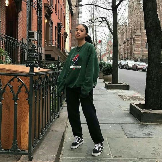 Stílusiskola: így viseld a sötétzöld színt - DIVAT&STÍLUS - Stílusiskola - divat, nyár, outfit, sötétzöld, stílus, zöld, 