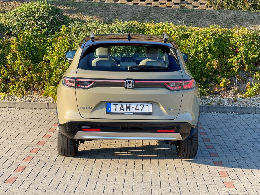 Mindig új formában – Honda HR-V e:HEV Advance Style - STYLENEWS - Mobility - 2022 Honda HR-V teszt, hr-v, hr-v 2022, HR-V Honda Advance Style teszt, hr-v hybrid, hr-v teszt, 