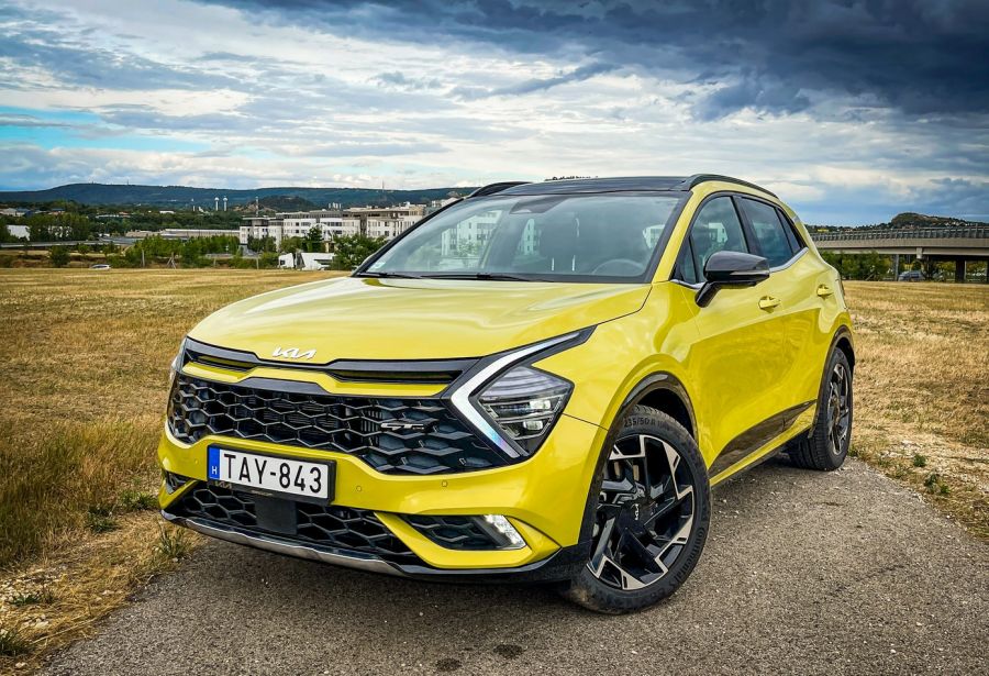 Lágy és barátságos - KIA Sportage 180 Hybrid 48V benzin DCT GT-Line - STYLENEWS - Mobility - Kia Sportage 180 Hybrid DCT GT-Line teszt, Kia Sportage mild-hybrid teszt, sportage 2022, sportage kia, Sportage mild-hybrid teszt, sportage teszt, 