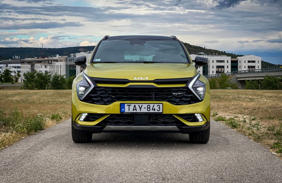 Lágy és barátságos - KIA Sportage 180 Hybrid 48V benzin DCT GT-Line - STYLENEWS - Mobility - Kia Sportage 180 Hybrid DCT GT-Line teszt, Kia Sportage mild-hybrid teszt, sportage 2022, sportage kia, Sportage mild-hybrid teszt, sportage teszt, 