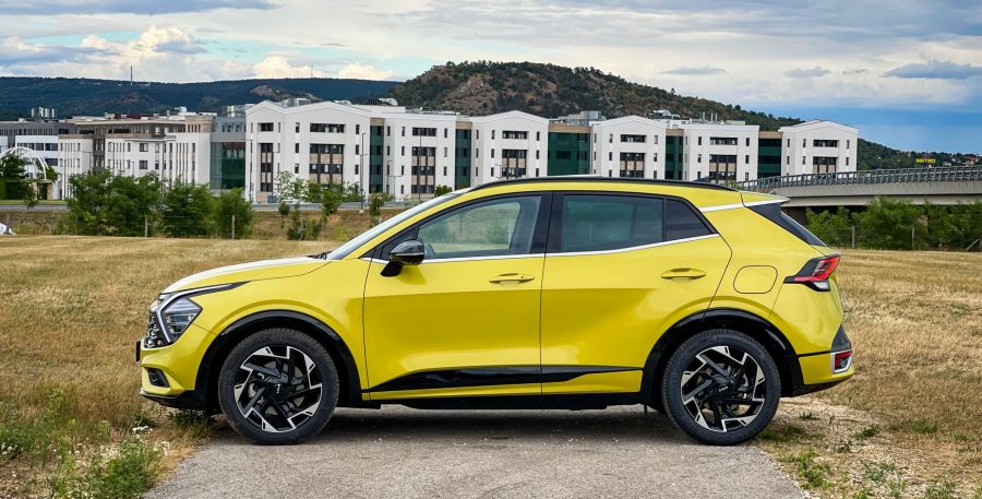 Lágy és barátságos - KIA Sportage 180 Hybrid 48V benzin DCT GT-Line - STYLENEWS - Mobility - Kia Sportage 180 Hybrid DCT GT-Line teszt, Kia Sportage mild-hybrid teszt, sportage 2022, sportage kia, Sportage mild-hybrid teszt, sportage teszt, 