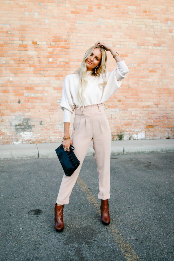 Stílusiskola: így viselj tetőtől talpig világos színeket a hűvösebb napokon - DIVAT&STÍLUS - Stílusiskola - divat, outfit, ősz, stílus, világos, 