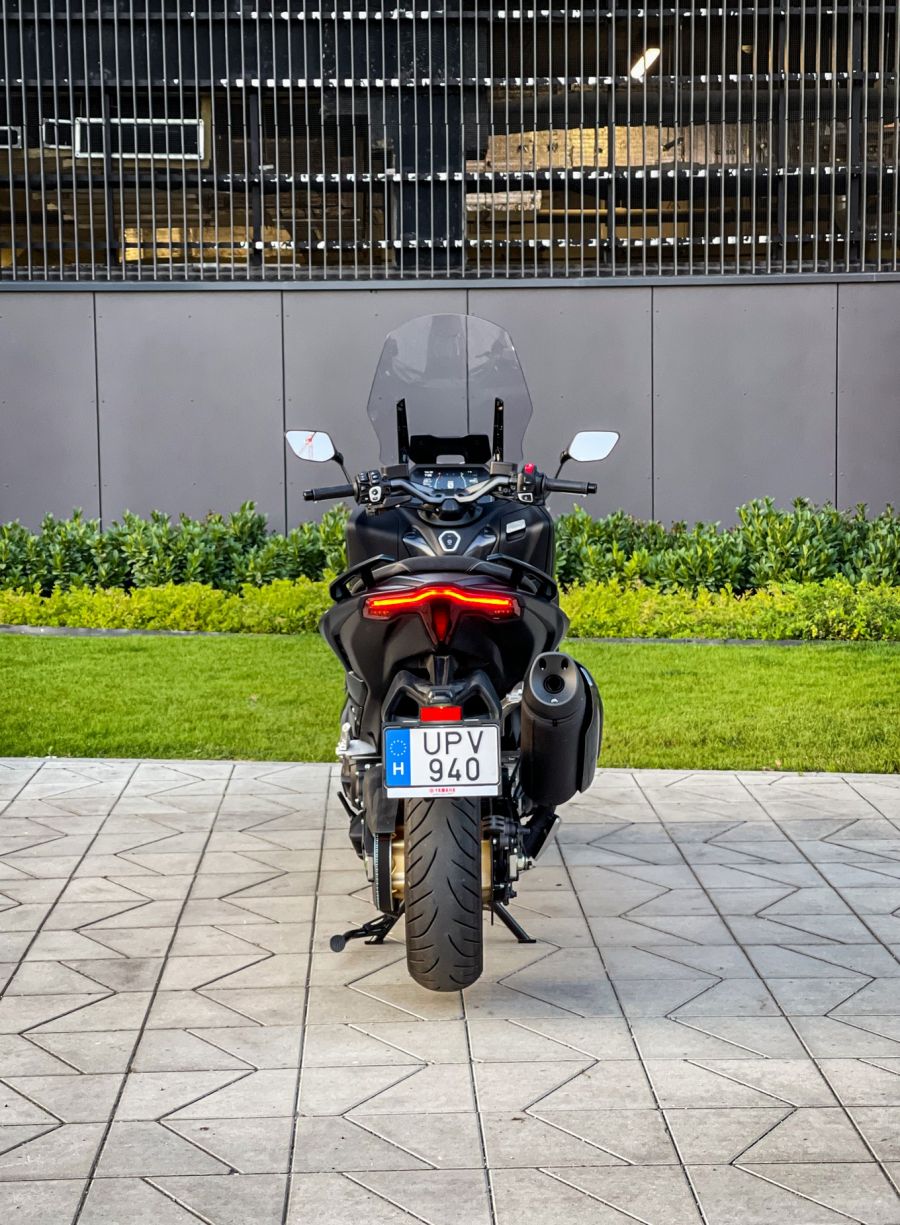 A robogóba csomagolt motor – 2022 Yamaha TMax 560 TechMax - STYLENEWS - Mobility - 2022 Yamaha TMax 560 TechMax teszt, 2022 Yamaha TMax 560 teszt, T-Max Tech Max teszt, Yamaha TMax teszt, 