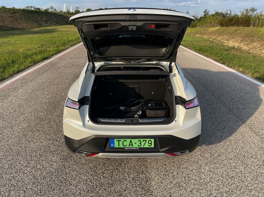 De Szép – DS 4 Cross Rivoli E-tense - STYLENEWS - Mobility - 2022 DS4 teszt, DS 4 Cross Rivoli teszt, ds4 auto, DS4 cross teszt, ds4 teszt, 