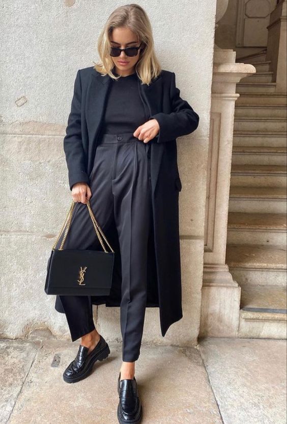 Stílusiskola: így viselj tetőtől talpig feketét - DIVAT&STÍLUS - Stílusiskola - divat, fekete, outfit, ősz, stílus, 