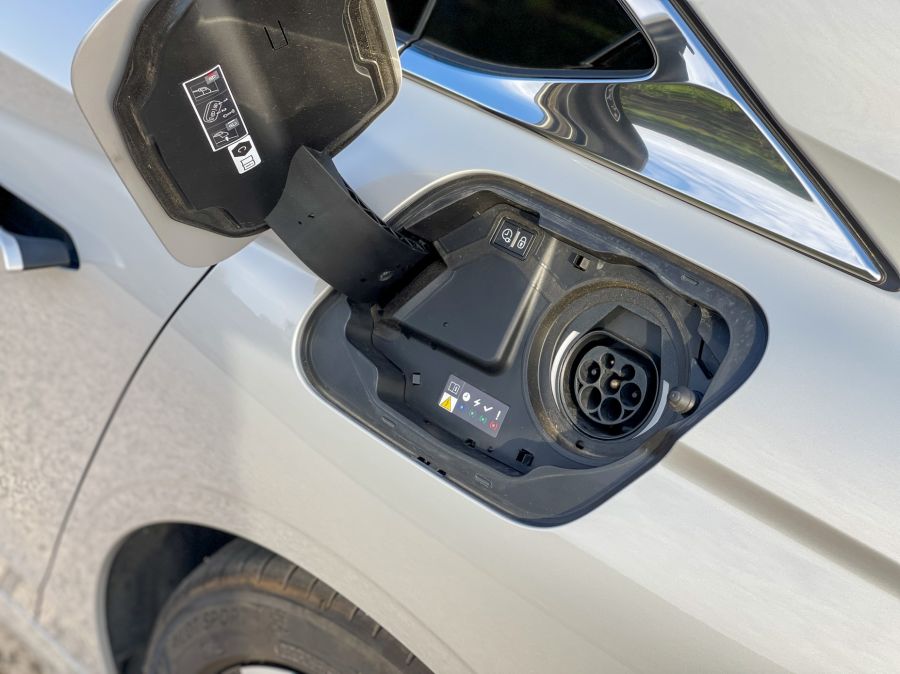 Francia kapcsolat – DS 9 E-tense - STYLENEWS - Mobility - 2022 ds9 e-tense teszt, 2022 ds9 teszt, ds auto, ds9 auto, ds9 teszt, 