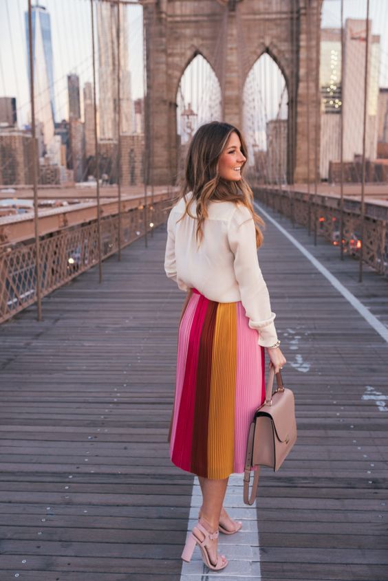 Stílusiskola: így viselj ősszel pliszírozott szoknyákat - DIVAT&STÍLUS - Stílusiskola - divat, outfit, pliszírozott szoknya, stílus, 