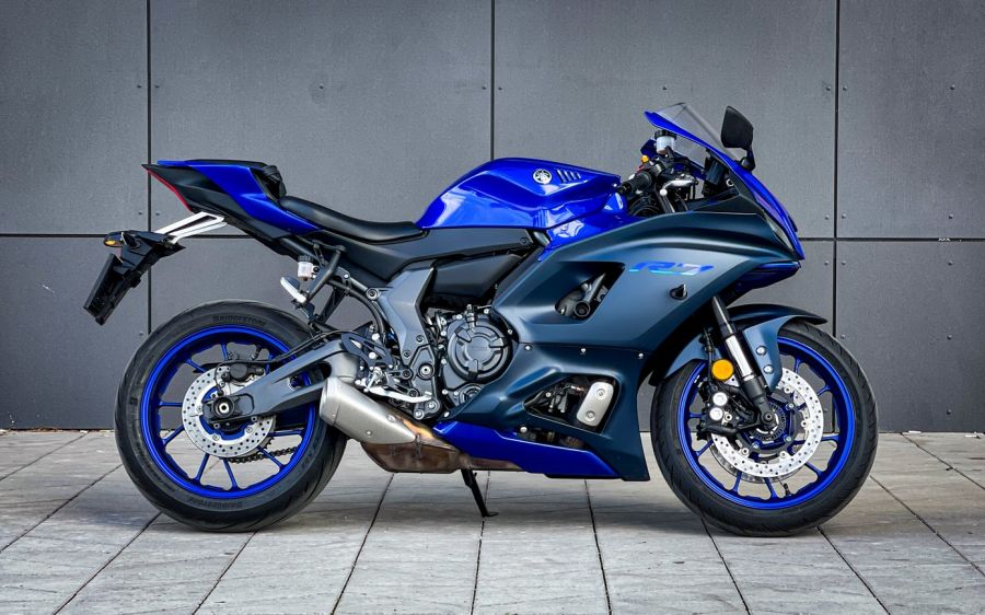 Sportmotor az útra – Yamaha R7 - STYLENEWS - Mobility - 2022 yamaha r7 teszt, r7 yamaha, yamaha r7 teszt, 