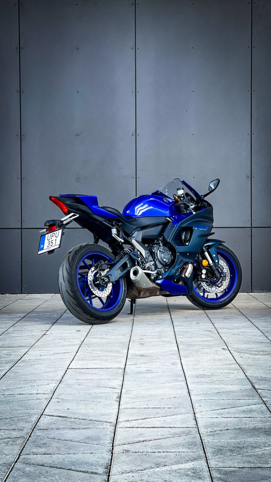 Sportmotor az útra – Yamaha R7 - STYLENEWS - Mobility - 2022 yamaha r7 teszt, r7 yamaha, yamaha r7 teszt, 