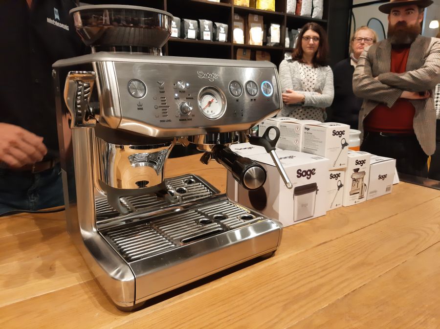 Vajon visszatér-e a hazánkba a kávézás aranykora? - STYLELIFE - Gasztronómia - kávé, kávéfőző, Sage, 