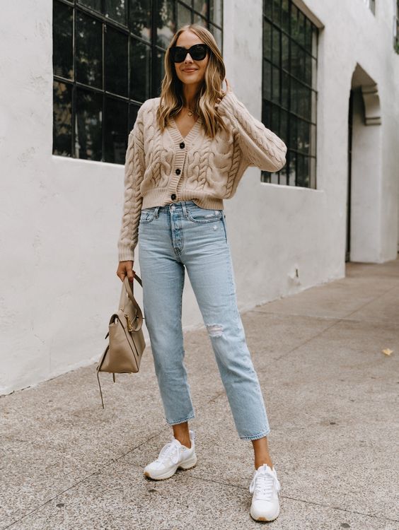 Stílusiskola: őszi outfitek kötött pulcsikkal - DIVAT&STÍLUS - Stílusiskola - divat, kötött pulcsi, outfit, ősz, pulcsi, stílus, 