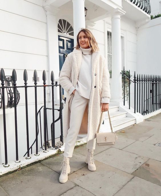 Stílusiskola: így viselj ősszel fehér nadrágokat - DIVAT&STÍLUS - Stílusiskola - divat, fehér nadrág, outfit, ősz, stílus, 