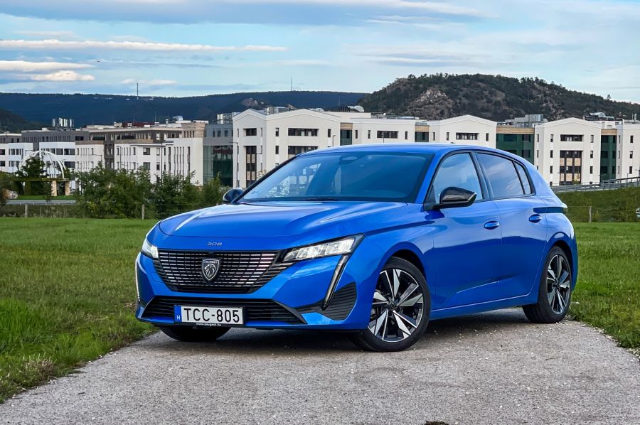 Egy – Kettő - Három – Peugeot 308 1.2 Puretech Allure - STYLENEWS - Mobility - 2022 308 1.2 teszt, 2022 Peugeot 308 benzin teszt, 308 peugeot, 308 teszt, peugeot 308, Peugeot 308 1%2C2 allure teszt, 