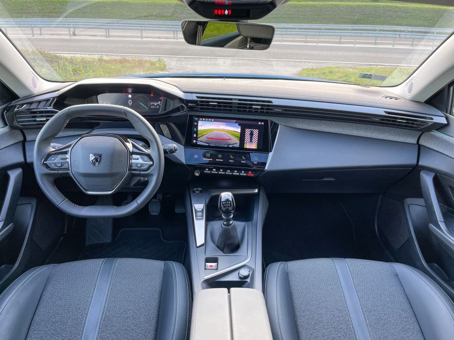 Egy – Kettő - Három – Peugeot 308 1.2 Puretech Allure - STYLENEWS - Mobility - 2022 308 1.2 teszt, 2022 Peugeot 308 benzin teszt, 308 peugeot, 308 teszt, peugeot 308, Peugeot 308 1%2C2 allure teszt, 