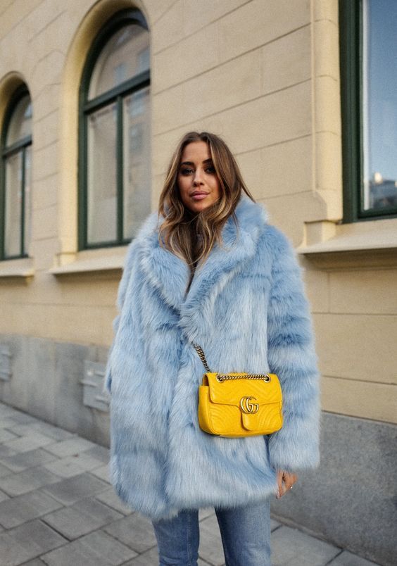 Stílusiskola: így viseld ősszel a babakék árnyalatot - DIVAT&STÍLUS - Stílusiskola - babakék, divat, outfit, ősz, stílus, 