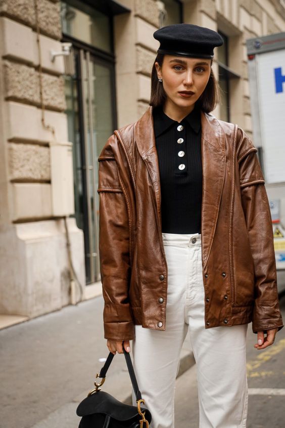 Stílusiskola: barna bőrkabát - az őszi szezon egyik legnagyobb trendje - DIVAT&STÍLUS - Stílusiskola - barna bőrdzseki, bőrdzseki, divat, oufit, stílus, 