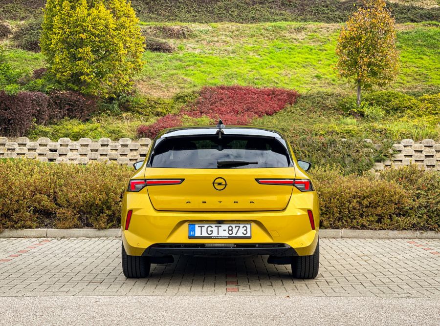 Per ardua ad astra / göröngyös út a csillagokig – Opel Astra 1.2 GS Line - STYLENEWS - Mobility - 2022 astra 1.2 gs line teszt, 2022 Opel Astra L teszt, Astra 1.2 gs line teszt, Astra GS Line teszt, astra l, opel astra, 