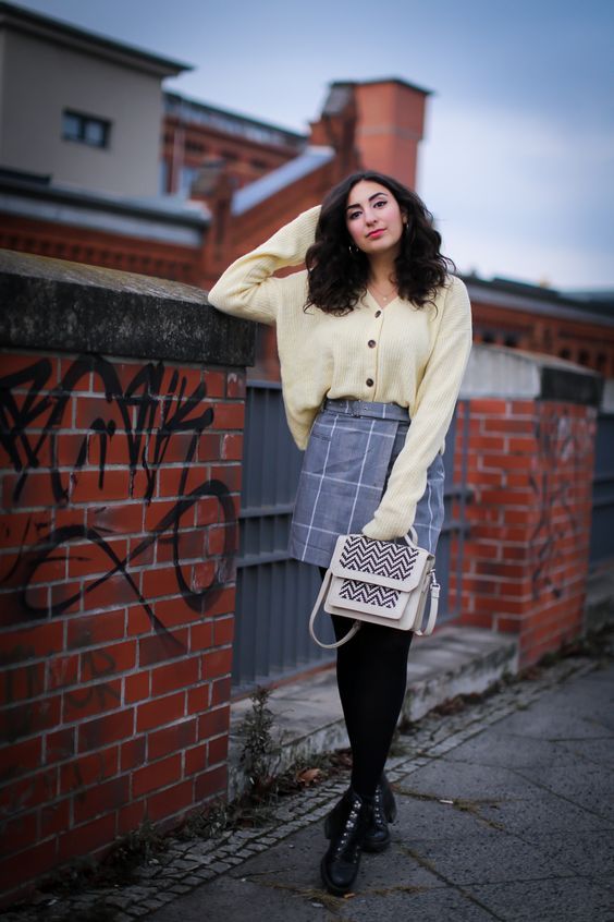 Stílusikola: így viselj ősszel kockás szoknyákat - DIVAT&STÍLUS - Stílusiskola - 