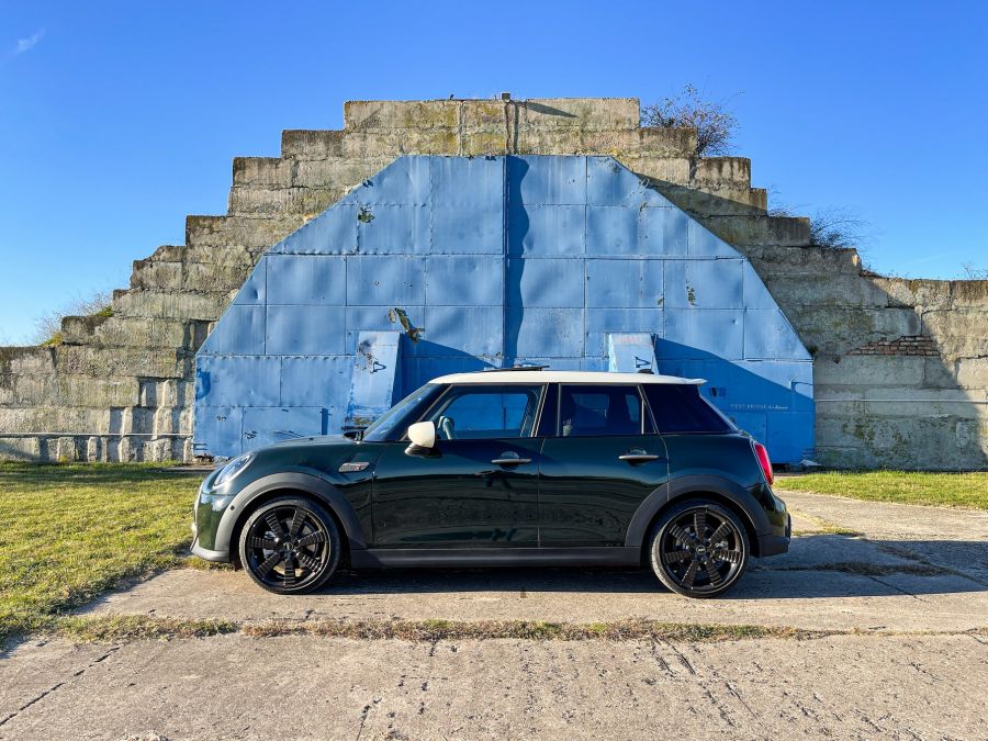 Élményekkel zsúfolva – Mini Cooper S 5 ajtós Resolute Edition - STYLENEWS - Mobility - 2022 Mini Cooper S teszt, 2022 Mini teszt, mini cooper, Mini Cooper S Resolute Edition teszt, Mini cooper S teszt, 