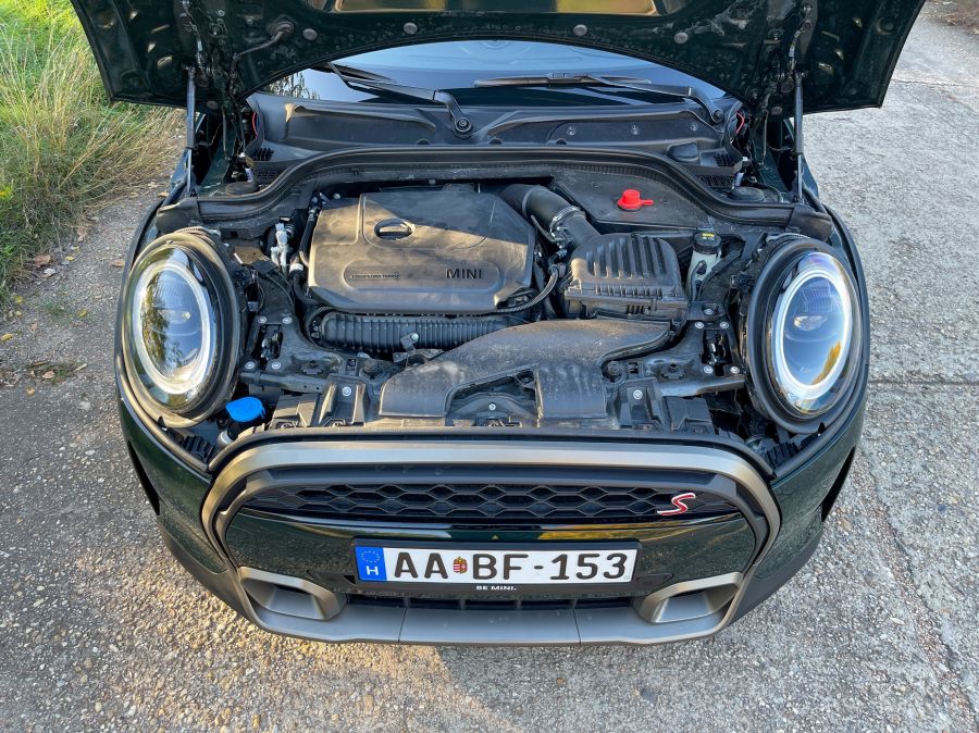 Élményekkel zsúfolva – Mini Cooper S 5 ajtós Resolute Edition - STYLENEWS - Mobility - 2022 Mini Cooper S teszt, 2022 Mini teszt, mini cooper, Mini Cooper S Resolute Edition teszt, Mini cooper S teszt, 