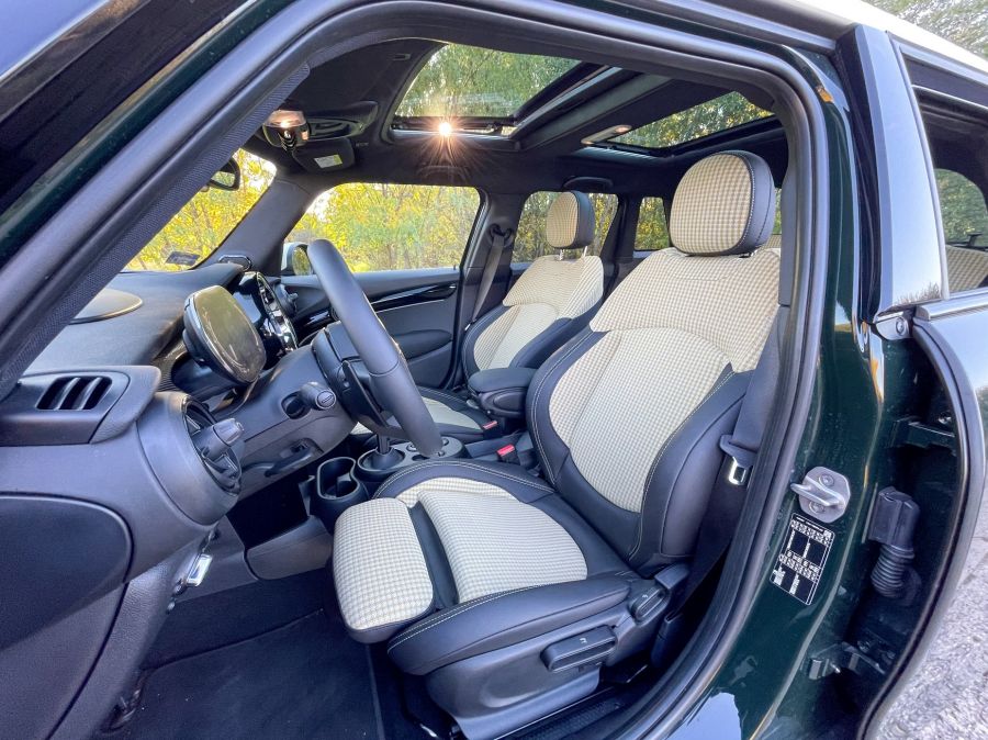 Élményekkel zsúfolva – Mini Cooper S 5 ajtós Resolute Edition - STYLENEWS - Mobility - 2022 Mini Cooper S teszt, 2022 Mini teszt, mini cooper, Mini Cooper S Resolute Edition teszt, Mini cooper S teszt, 