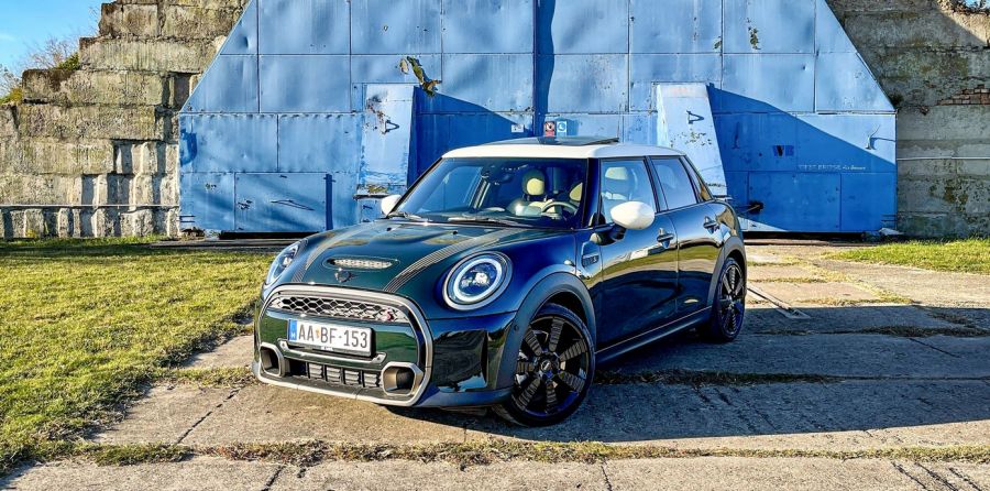 Élményekkel zsúfolva – Mini Cooper S 5 ajtós Resolute Edition - STYLENEWS - Mobility - 2022 Mini Cooper S teszt, 2022 Mini teszt, mini cooper, Mini Cooper S Resolute Edition teszt, Mini cooper S teszt, 