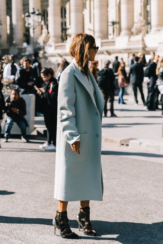 Stílusiskola: így viselj maxi kabátokat - DIVAT&STÍLUS - Stílusiskola - divat, kabát, maxi kabát, outfit, ősz, stílus, 