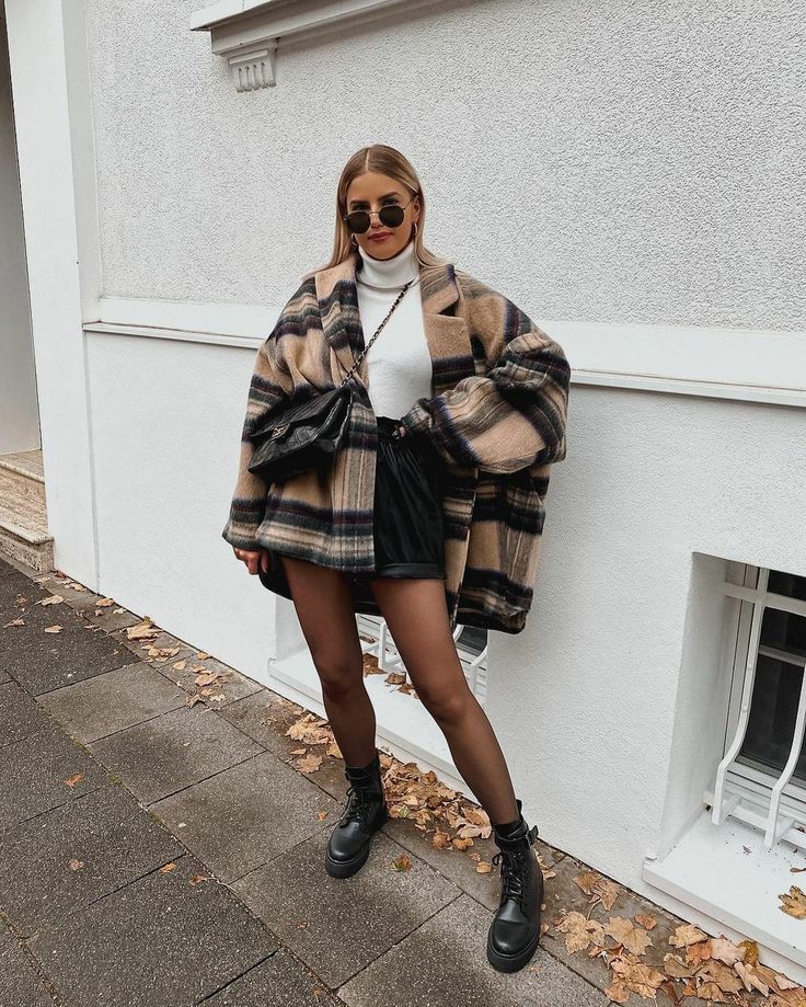 Stílusiskola: így viselj ősszel shortokat - DIVAT&STÍLUS - Stílusiskola - divat, outfit, ősz, short, stílus, 