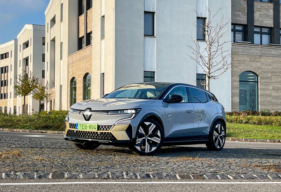 Jobb később, mint soha – Renault Megane E-tech EV60 Optimum charge iconic - STYLENEWS - Mobility - megane e tech, megane e tech EV60 Optimum charge teszt, renault megane e-tech teszt, renault megane elektromos, 