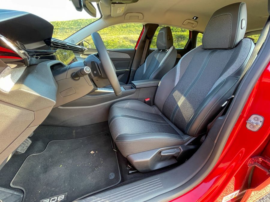 Nagyobb helyre fel és ne unatkozz!  – Peugeot 308 SW 1.2 Allure - STYLENEWS - Mobility - 2022 Peugeot 308 sw 1.2 Allure teszt, 308 kombi teszt, 308 peugeot, 308 sw benzin teszt, 308 sw peugeot, 