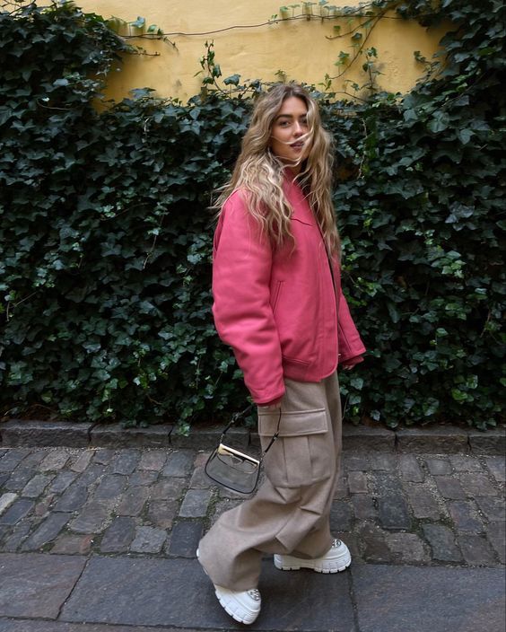 Stílusiskola: dobd fel a sötét téli napokat egy kis rózsaszínnel - DIVAT&STÍLUS - Stílusiskola - divat, outfit, rózsaszín, stílus, tél, 