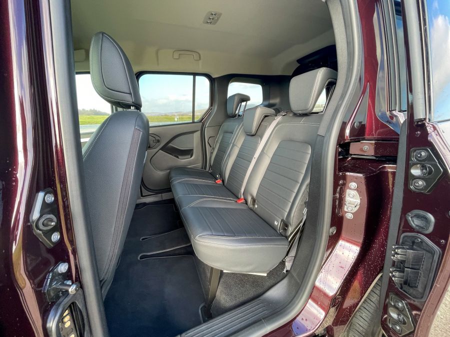 Akinek az inge pont az nem veszi magára – Mercedes-Benz T-osztály T180d - STYLENEWS - Mobility - mercedes benz, Mercedes Benz T osztály teszt, Mercedes benz t180d teszt, Mercedes T180d teszt, t180 d teszt, t180 mercedes, 