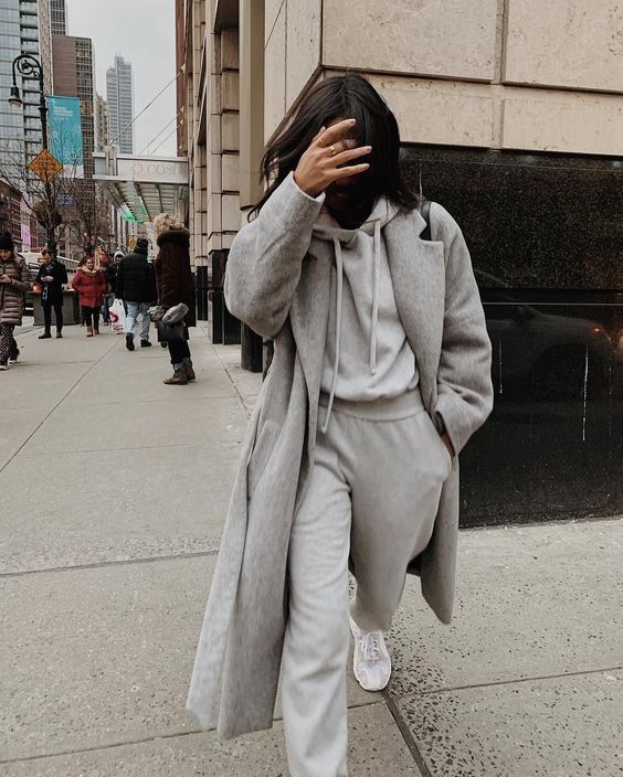 Stílusiskola: így viselj télen szürkét - DIVAT&STÍLUS - Stílusiskola - divat, outfit, stílus, szürke, tél, 