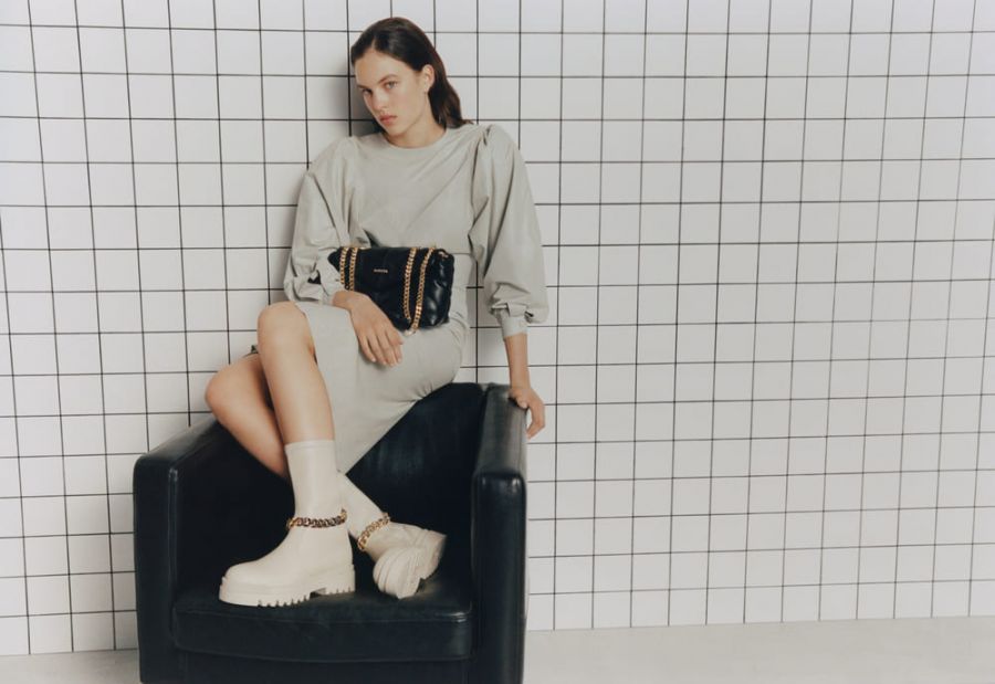 Női téli csizmák – az 5 legszebb modell - DIVAT&STÍLUS - Stílusiskola - lábbeli, téli cipők, téli csizma, téli viselet, 