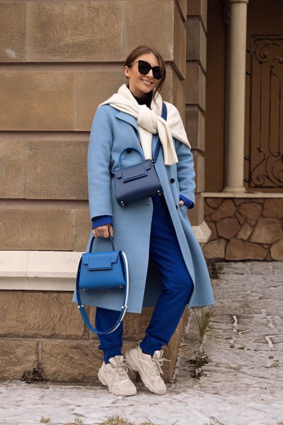 Stílusiskola: így viselj télen babakéket - DIVAT&STÍLUS - Stílusiskola - babakék, divat, kék, outfit, stílus, tél, 