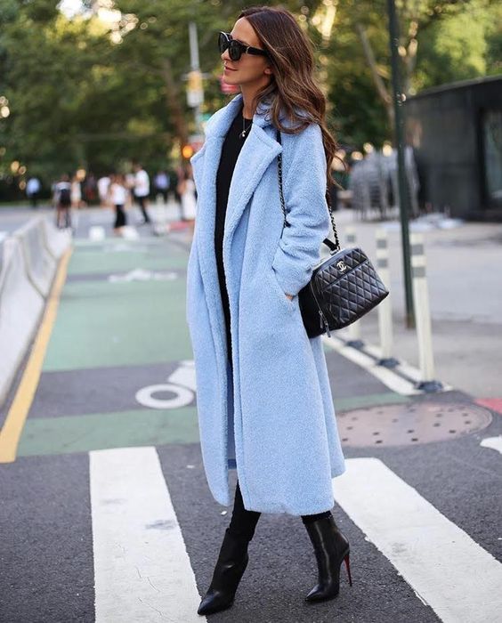 Stílusiskola: így viselj télen babakéket - DIVAT&STÍLUS - Stílusiskola - babakék, divat, kék, outfit, stílus, tél, 