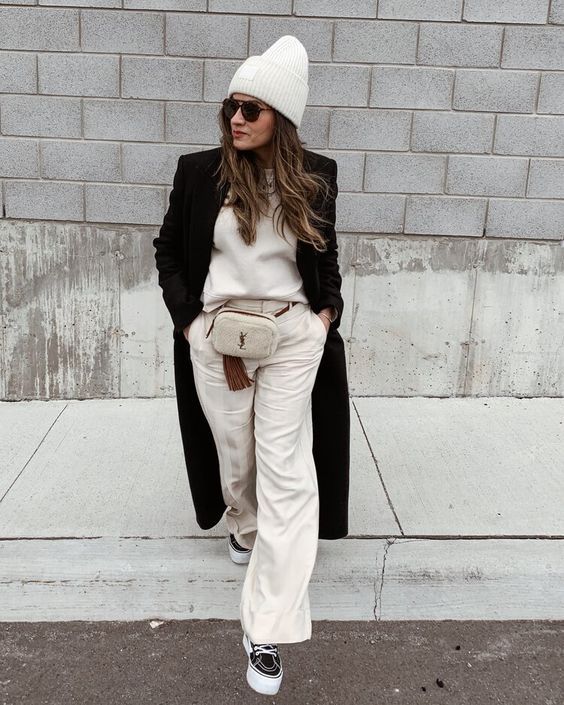 Stílusiskola: így viselj övtáskákat télen - DIVAT&STÍLUS - Stílusiskola - divat, outfit, övtáska, stílus, 